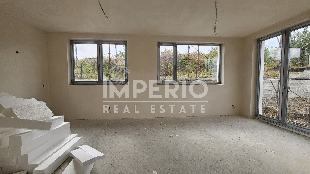 Duplex cu garaj și terasa panoramica în Borhanci!