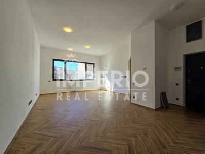 Imobil cu 436 m utili ideal pentru casa, birouri s-au alta destinație!