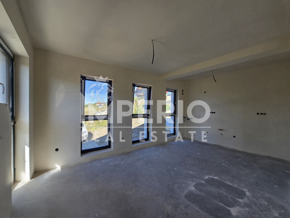 Casa individuala cu 5 camere si teren generos de 700m!