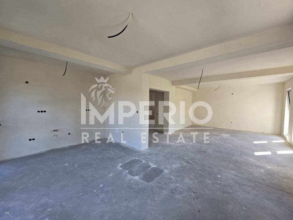 Casa individuala cu 5 camere si teren generos de 700m!