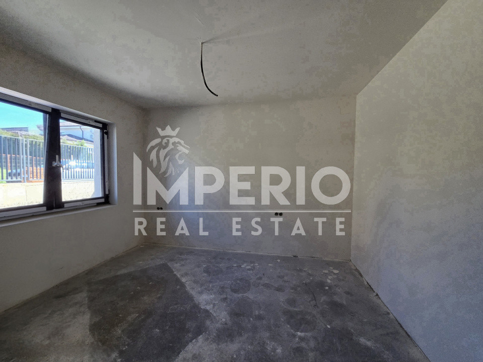 Casa individuala cu 5 camere si teren generos de 700m!