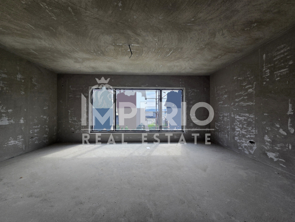 Duplex cu 5 camere, un garaj pentru doua masini!