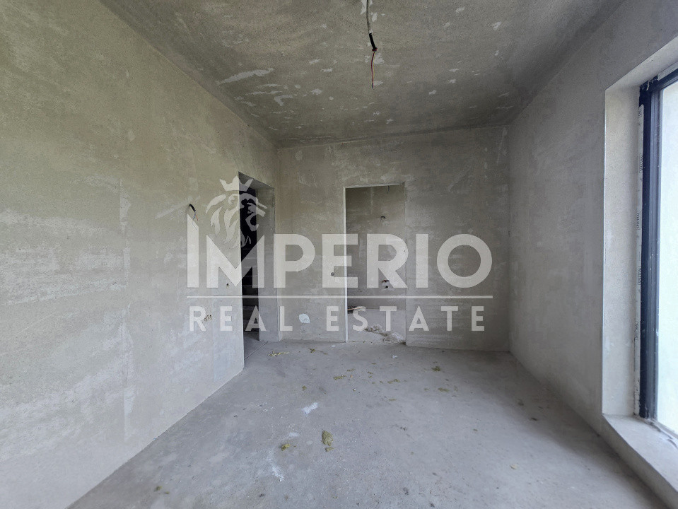 Duplex cu 5 camere, un garaj pentru doua masini!