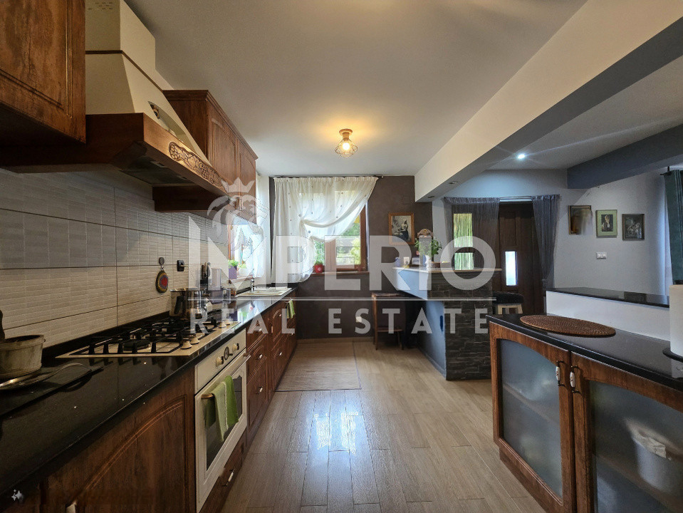 Casa individuala la cheie + garaj si curte de 698m!