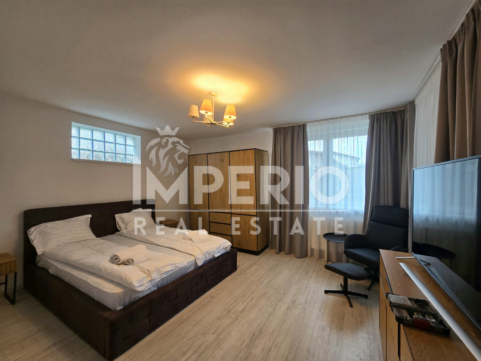 Casa individuala cu 6 camere langa Iulius Mall!