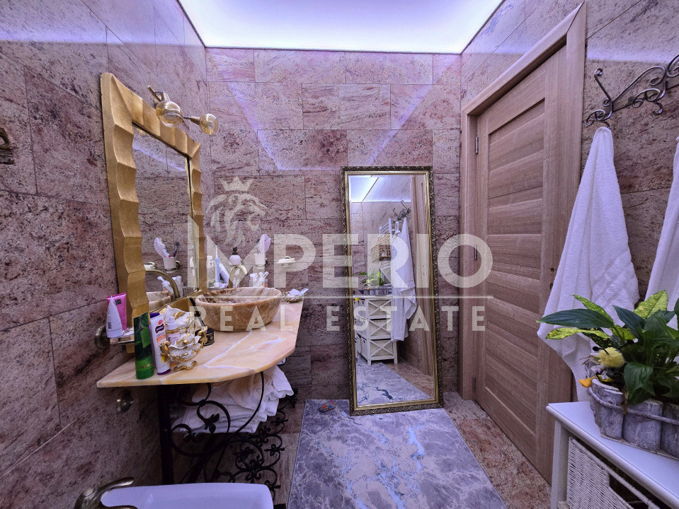 Apartament de lux cu 4 camere + birou, terasa si parcare subterana!