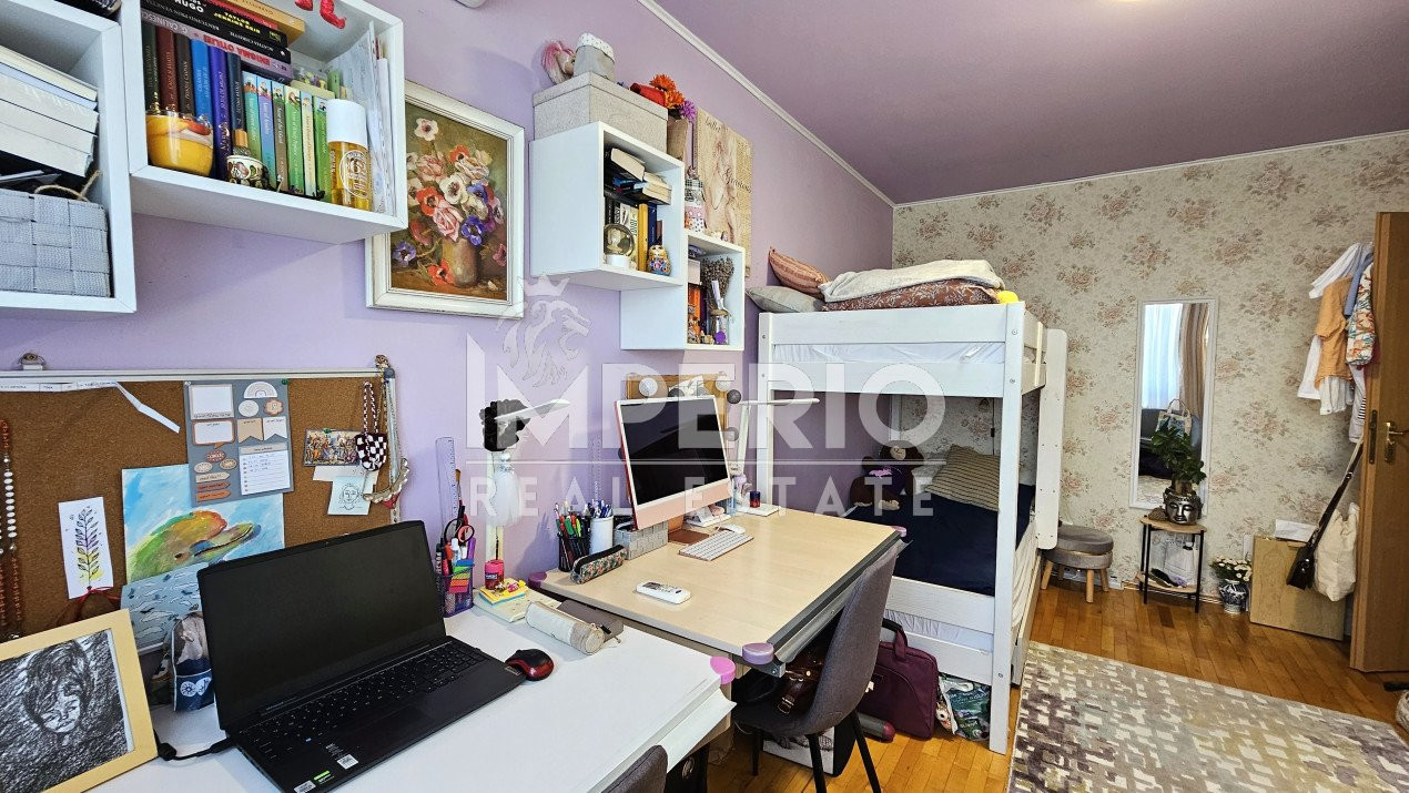 Apartament cu 3 camere decomandate in Gherorgheni!