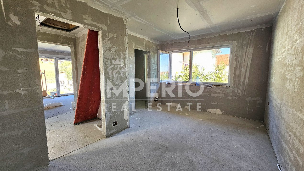 Duplex in Borhanci cu garaj si pivnita!