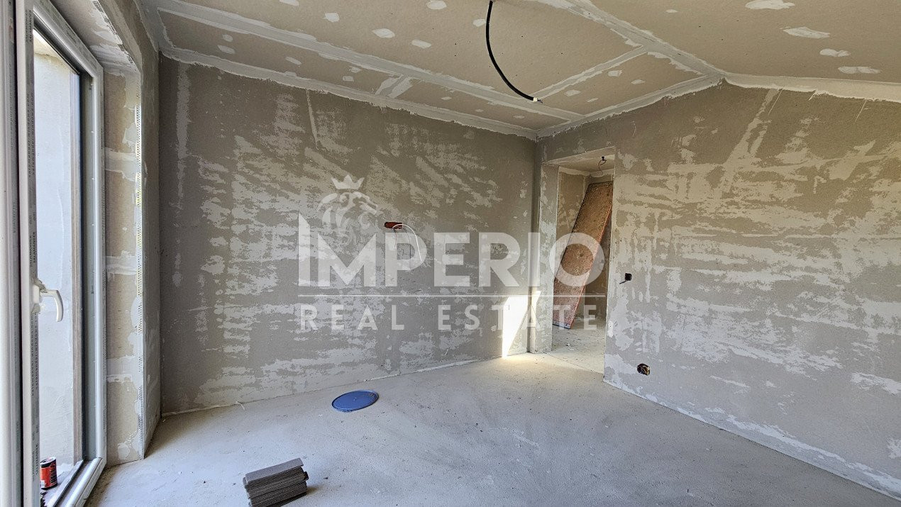 Duplex in Borhanci cu garaj si pivnita!