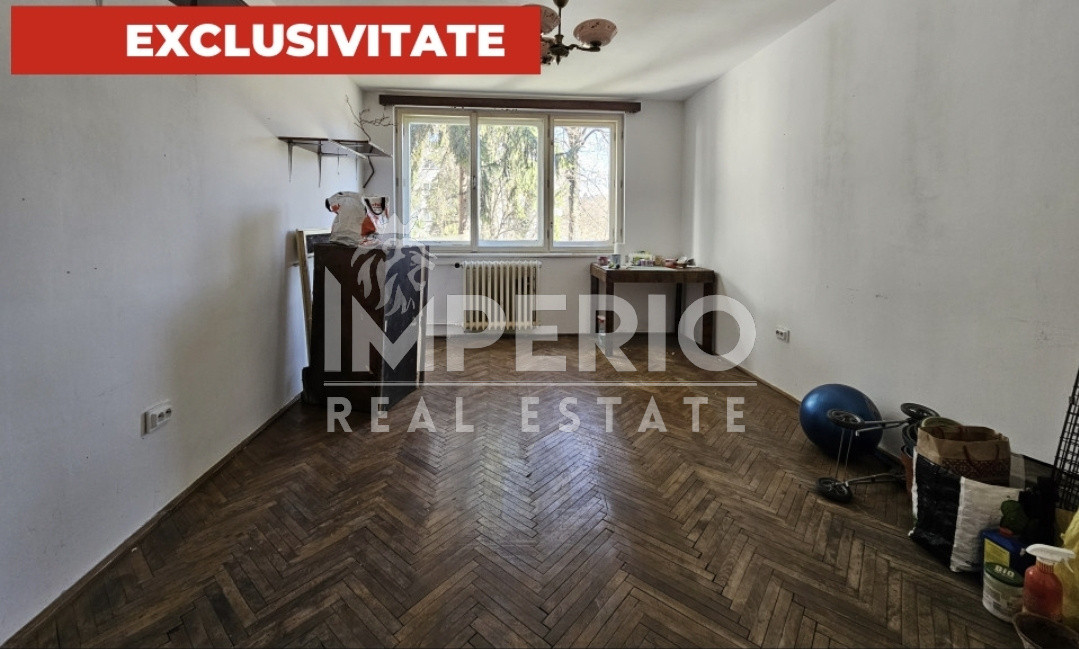 Apartament în Plopilor cu 3 camere la etajul 2/4!