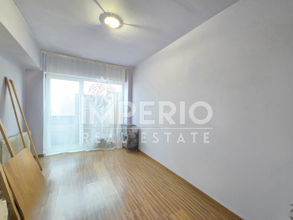 Apartament de vânzare cu 5 camere si garaj subteran!