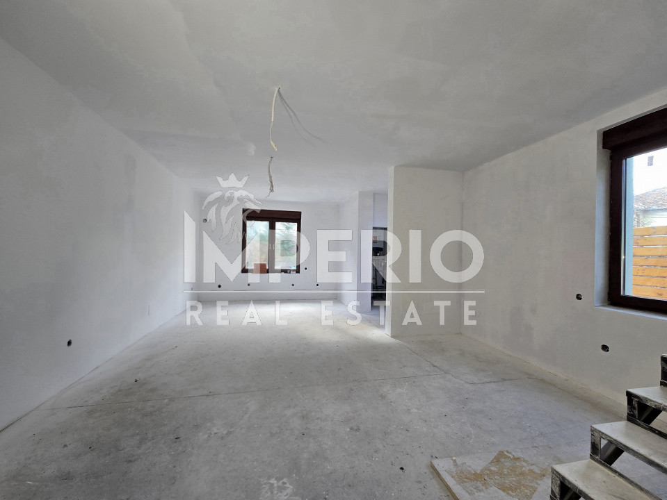 Duplex finisat cu 5 camere in Gruia!