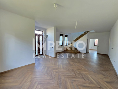 Duplex finisat cu 5 camere in Gruia!