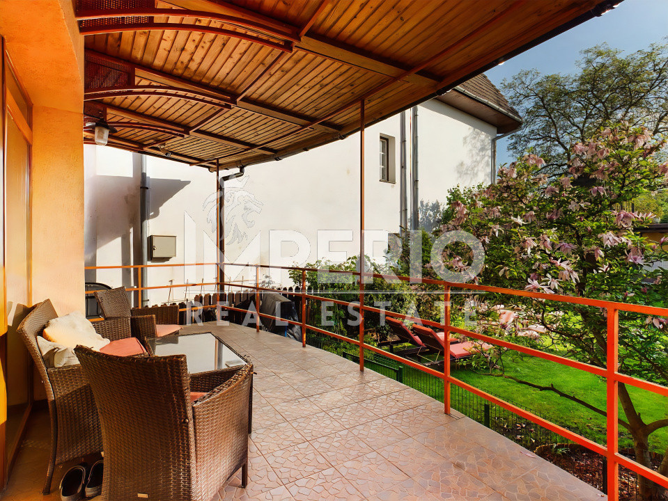 Vand casa individuala in cartierul Andrei Muresanu – ideala pentru doua familii!