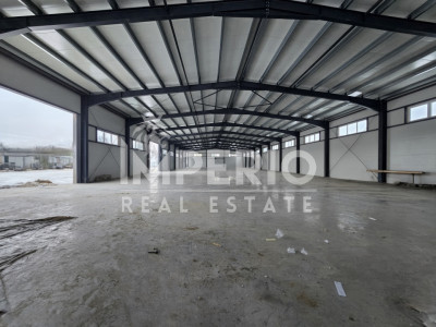 Hala cu birouri si apartemente la etaj!