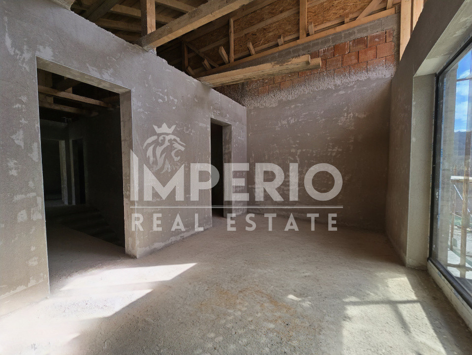 Duplex modern cu garaj!