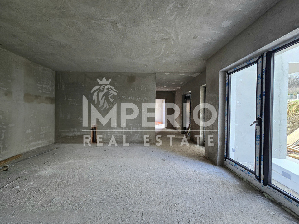 Duplex modern cu garaj!