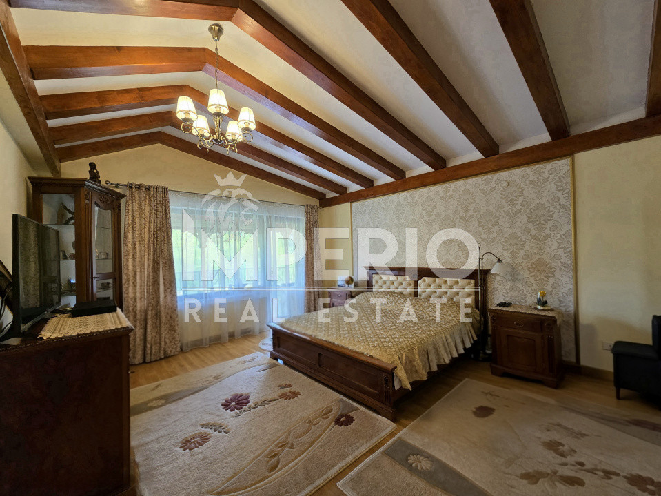 Casa individuala 310 mp | 909 mp teren | 2 garaje | Zona Campului!