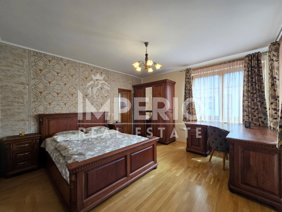 Casa individuala 310 mp | 909 mp teren | 2 garaje | Zona Campului!