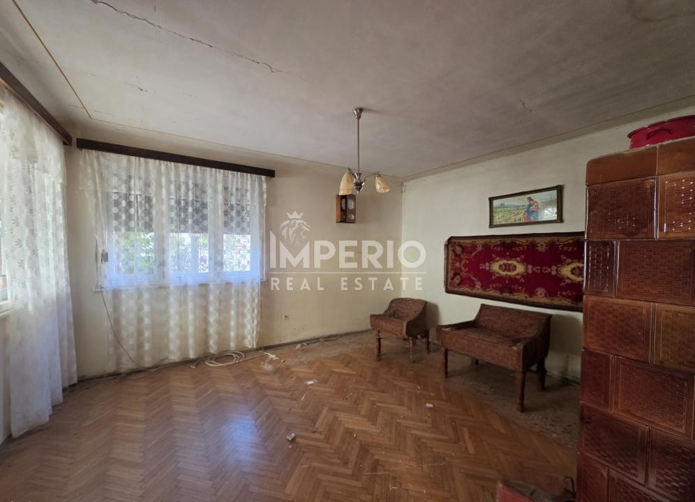 Casa de vanzare in Cartierul Andrei Muresanu – teren 218 mp