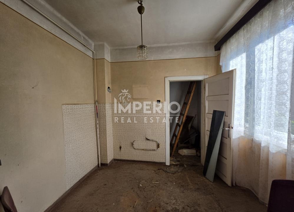 Casa de vanzare in Cartierul Andrei Muresanu – teren 218 mp