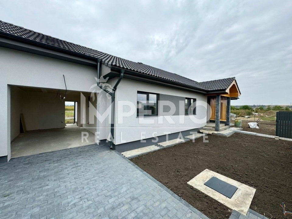 Casa de vis pe un singur nivel - 133 mp utili, teren de 670 mp - Cu CF!