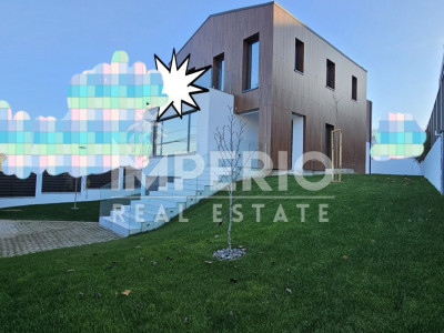 Casa individuala cu garaj in cartierul Europa!