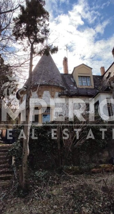 Casa interbelica cu 513,97mp utili si 1440 mp teren!