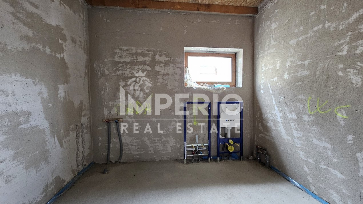 Duplex cu 6 camere în cartierul Buna ziua!