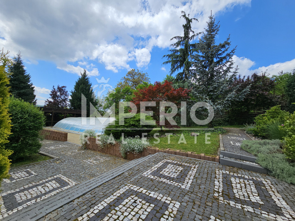 Casa cu panorama spectaculoasa si piscina!